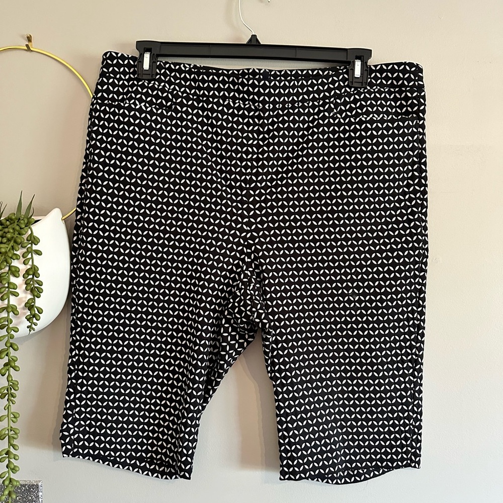 Addition Elle Shorts size 18